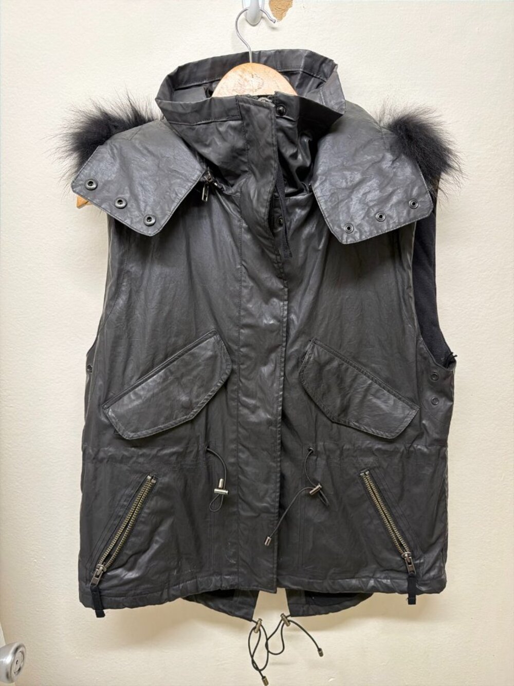 SAM. New York Dakota Black Fur Hood Utility Vest L Fall Winter